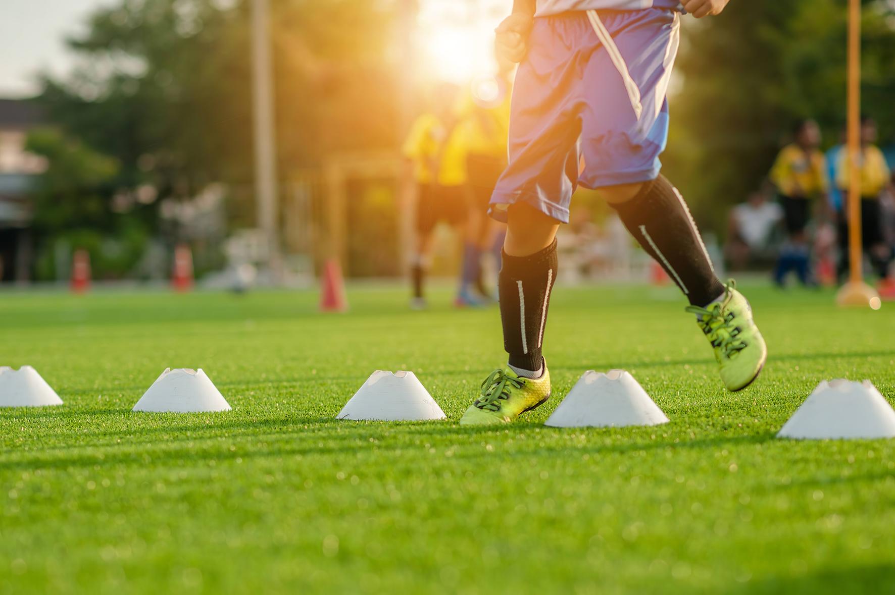 Nogometno igrišče z umetno travo